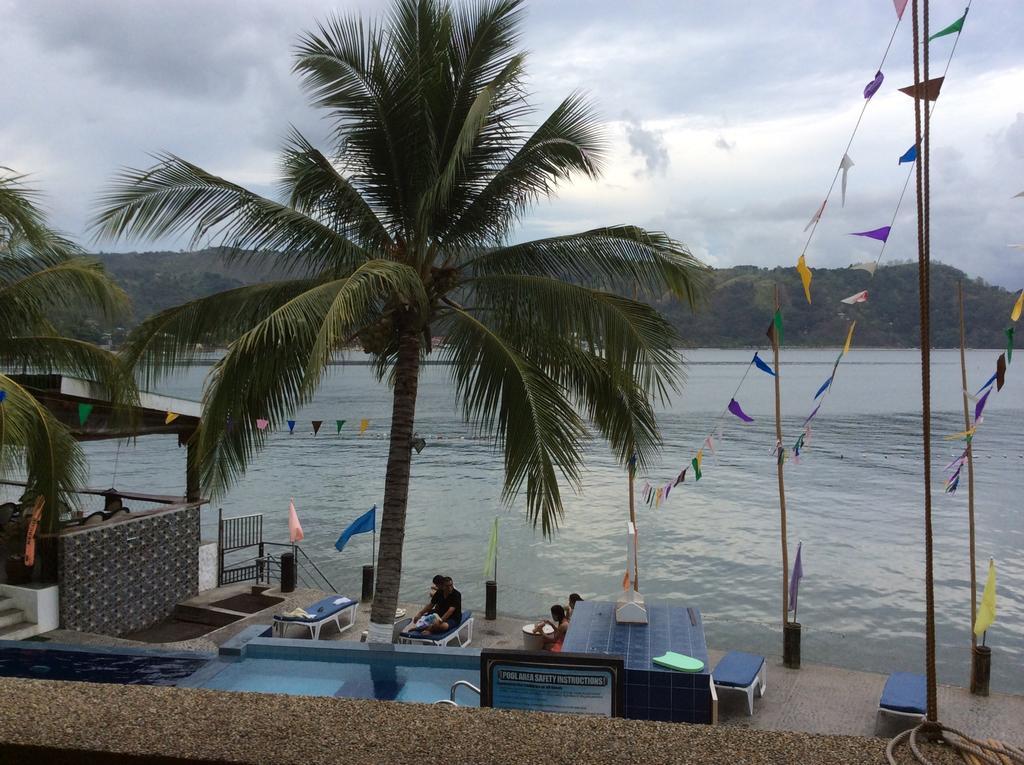 Subiza Beach Resort Olongapo Exterior photo