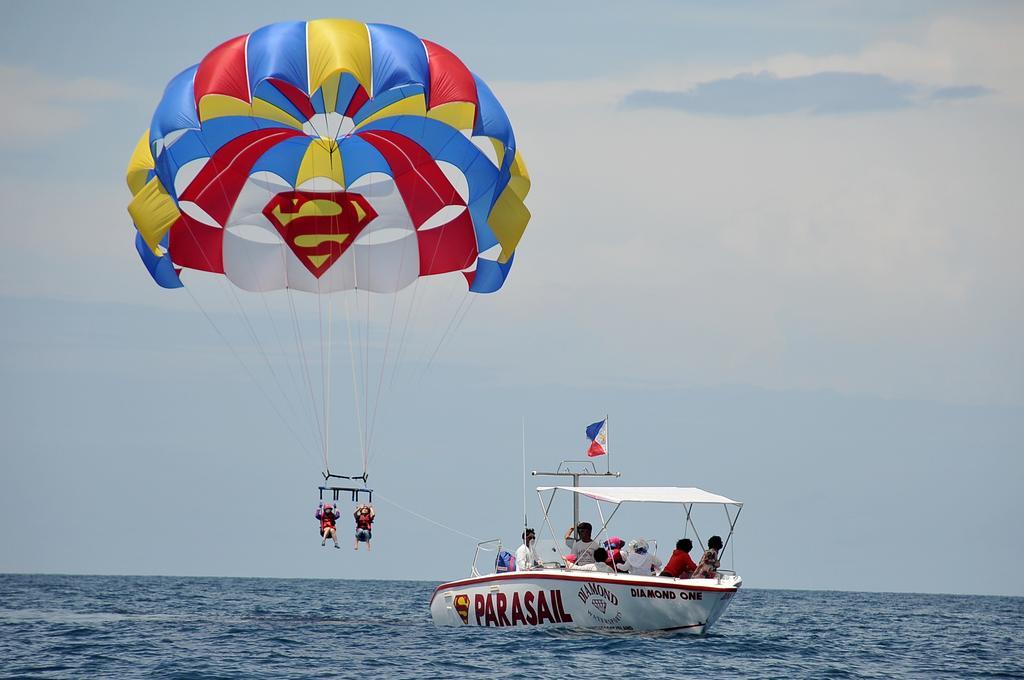 Subiza Beach Resort Olongapo Exterior photo