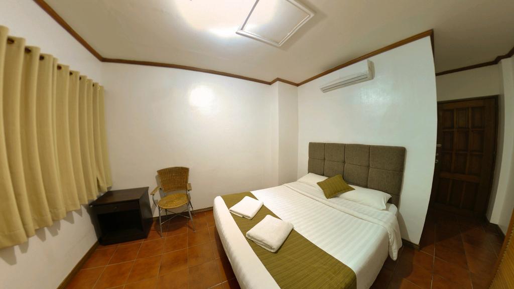 Subiza Beach Resort Olongapo Exterior photo