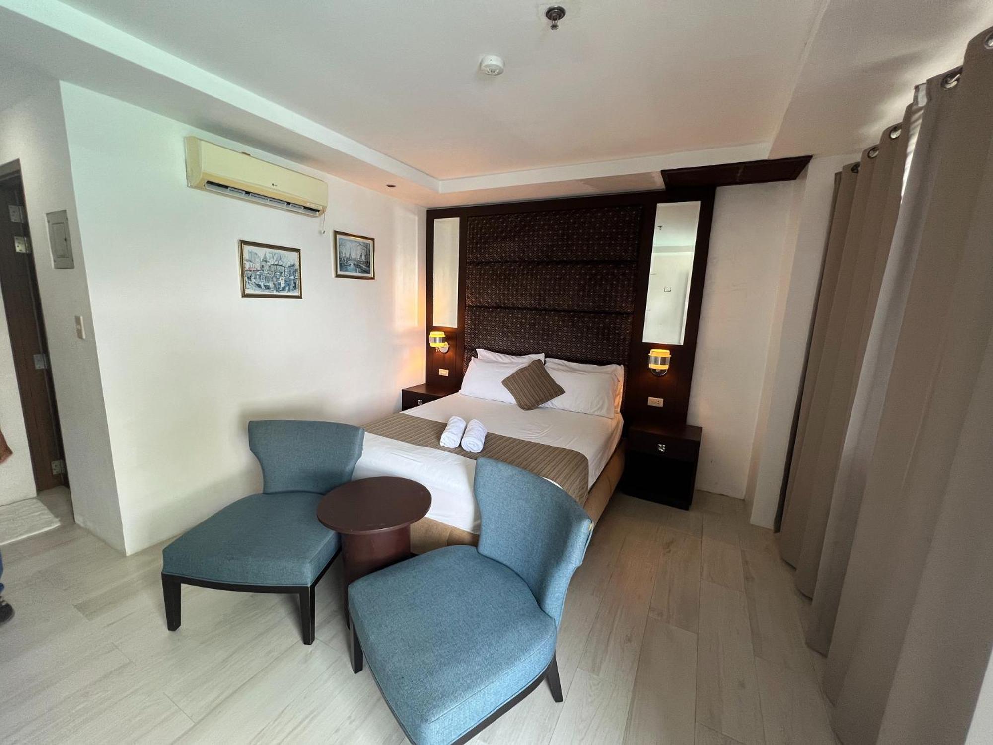 Subiza Beach Resort Olongapo Exterior photo