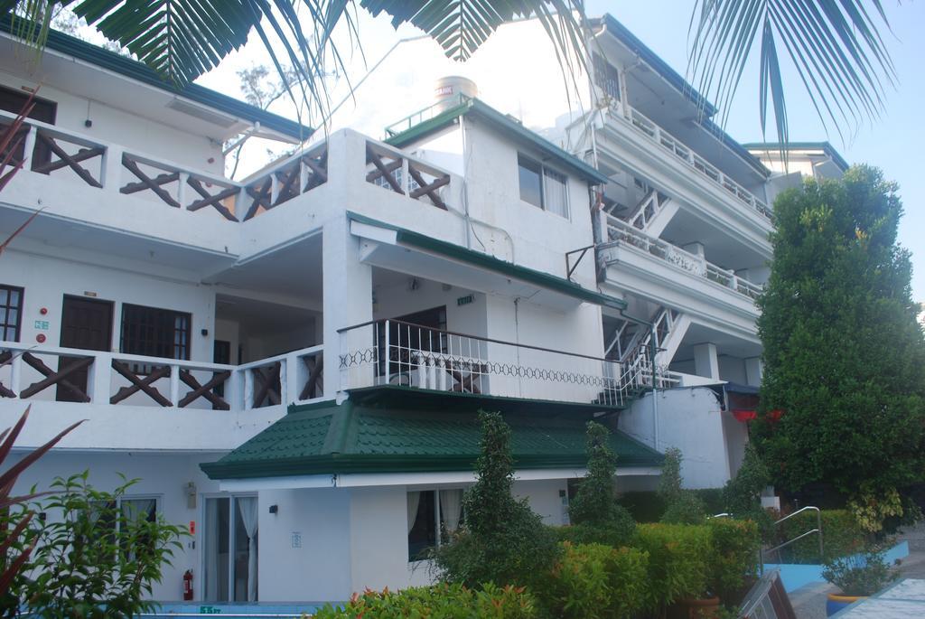 Subiza Beach Resort Olongapo Exterior photo