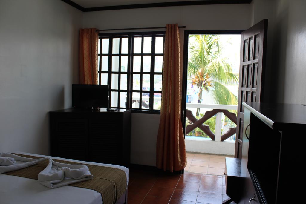 Subiza Beach Resort Olongapo Exterior photo