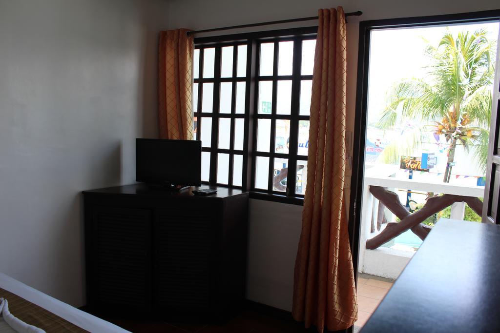 Subiza Beach Resort Olongapo Exterior photo